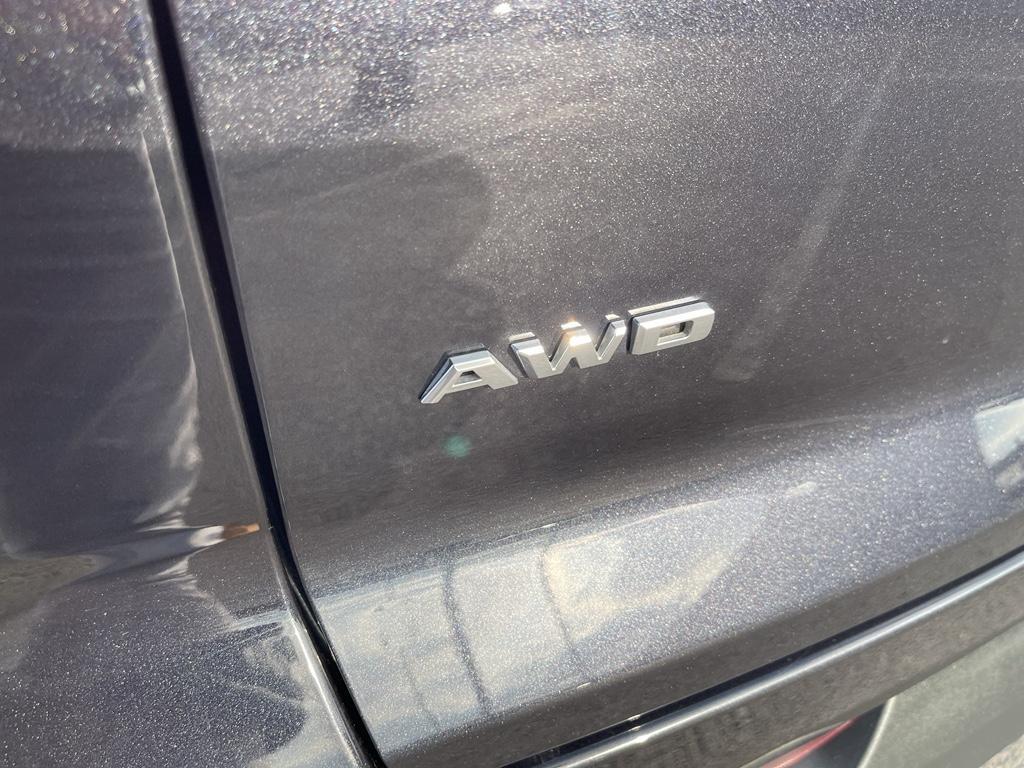 used 2023 Cadillac XT4 car, priced at $30,500