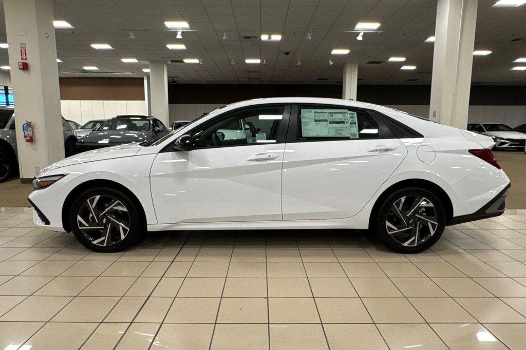 new 2025 Hyundai ELANTRA HEV car, priced at $24,695