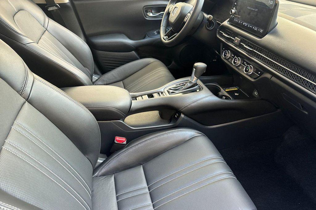 used 2025 Honda HR-V car, priced at $27,839