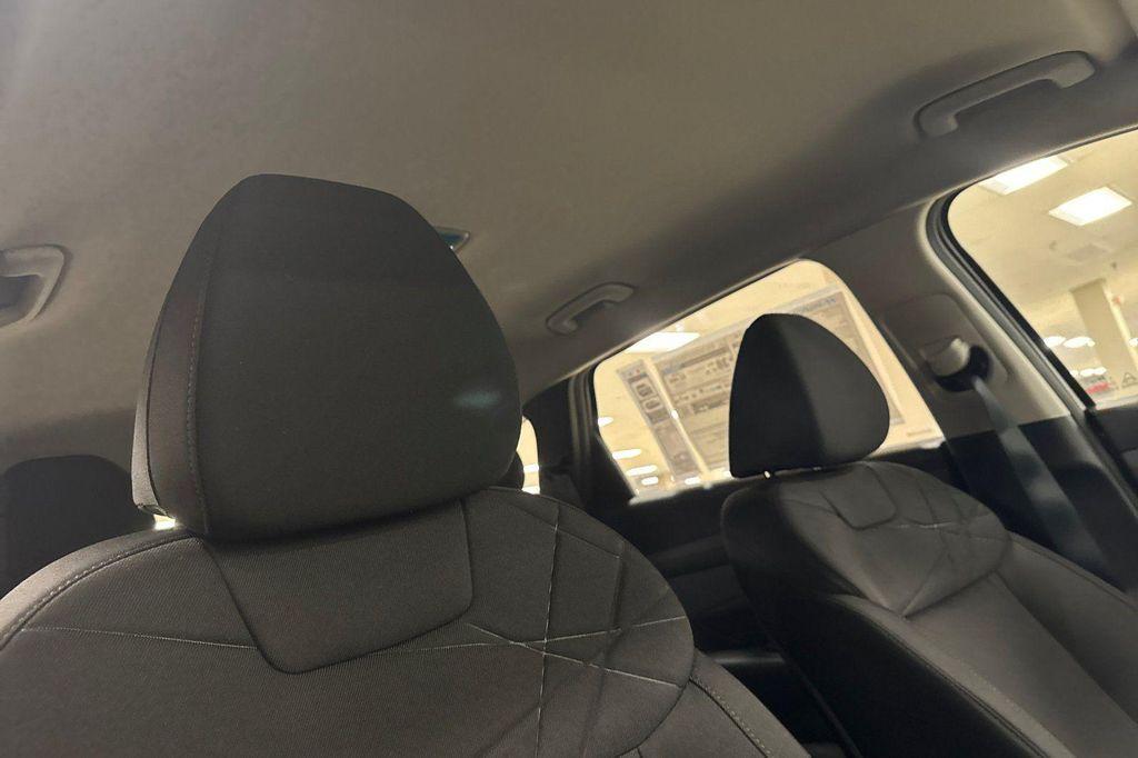 new 2026 Hyundai TUCSON Hybrid car, priced at $31,840