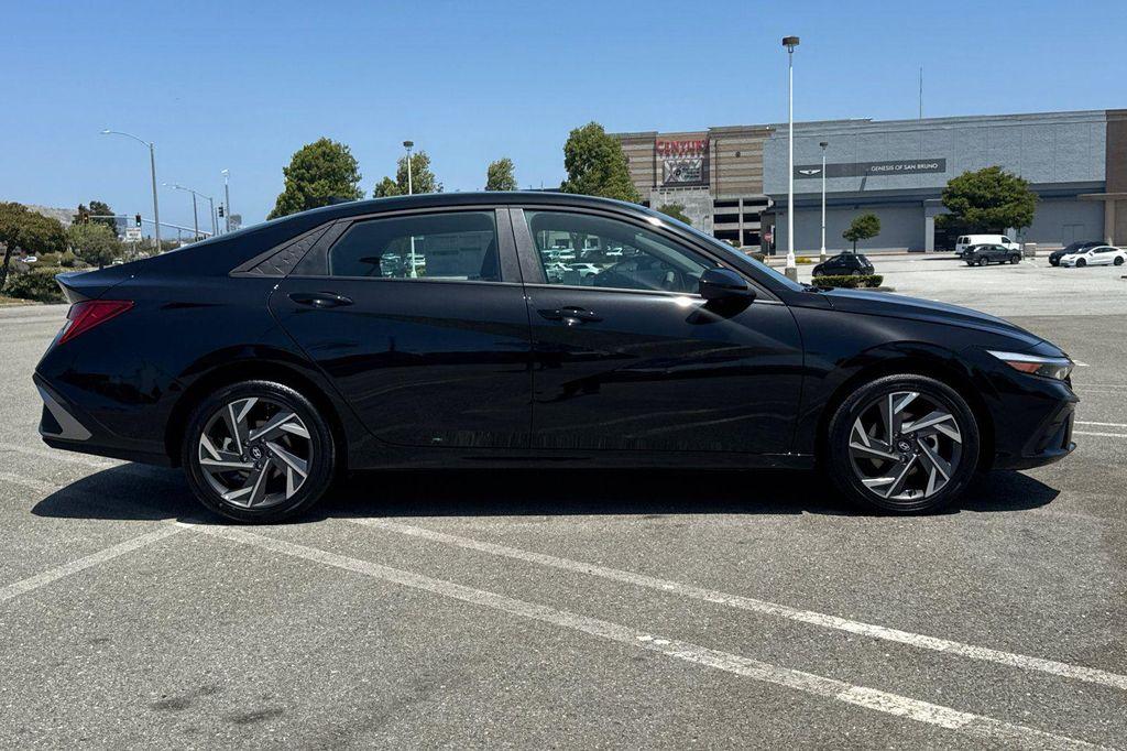 new 2025 Hyundai ELANTRA HEV car, priced at $23,280