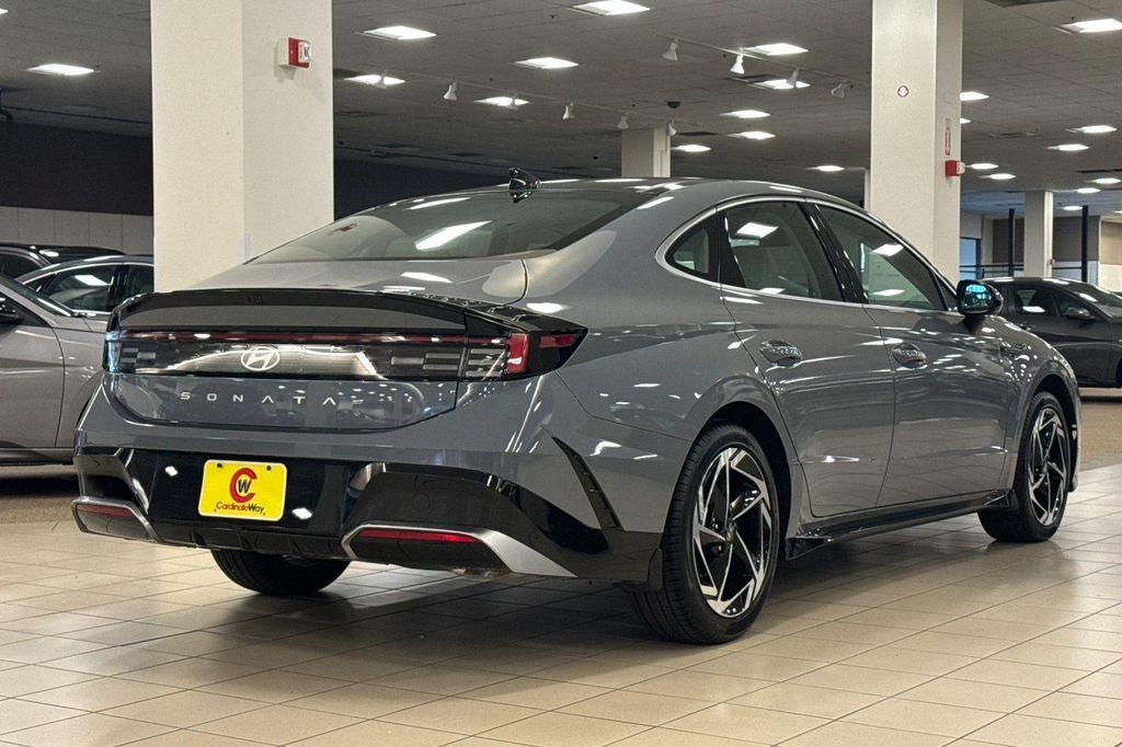 new 2025 Hyundai Sonata car, priced at $29,095