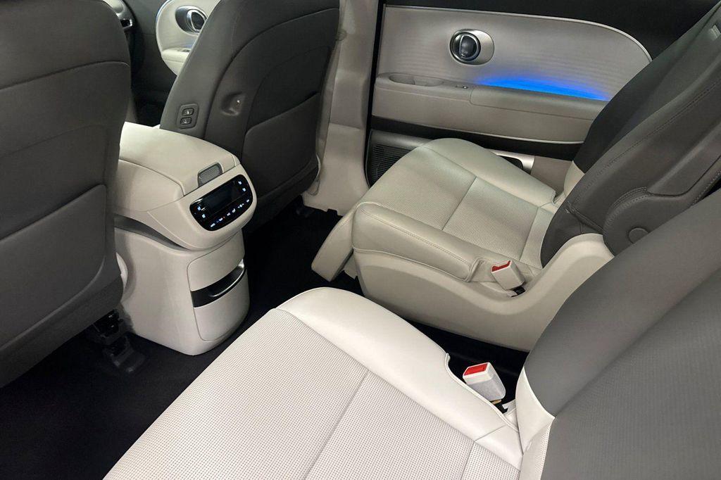 new 2026 Hyundai IONIQ 9 car, priced at $62,095