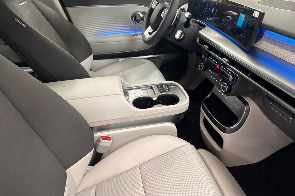 new 2026 Hyundai IONIQ 9 car, priced at $62,095