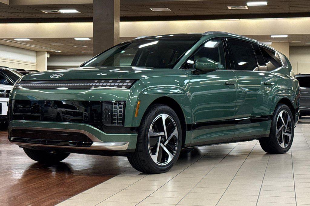 new 2026 Hyundai IONIQ 9 car, priced at $65,390