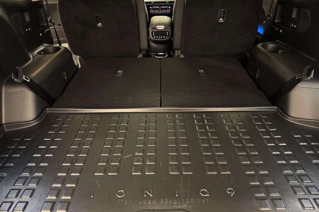 new 2026 Hyundai IONIQ 9 car, priced at $61,565