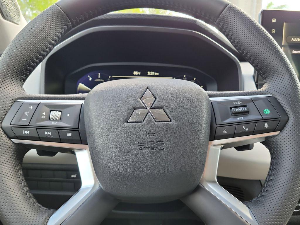 new 2025 Mitsubishi Outlander car, priced at $27,990