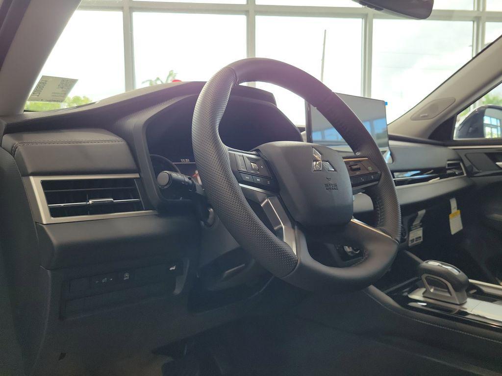 new 2026 Mitsubishi Outlander car, priced at $42,000
