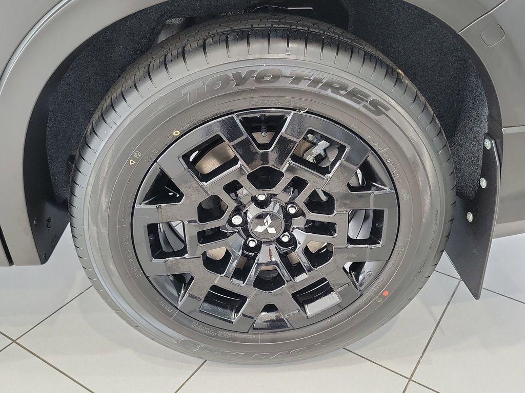 new 2026 Mitsubishi Outlander car, priced at $42,000