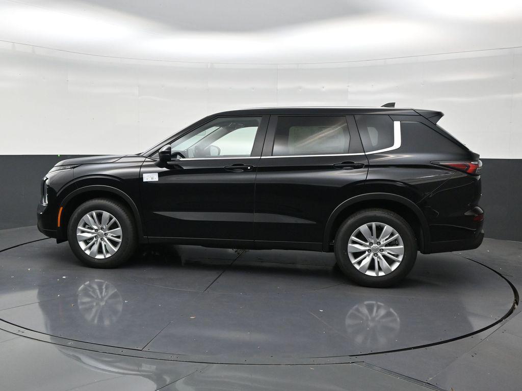 new 2026 Mitsubishi Outlander car, priced at $24,492
