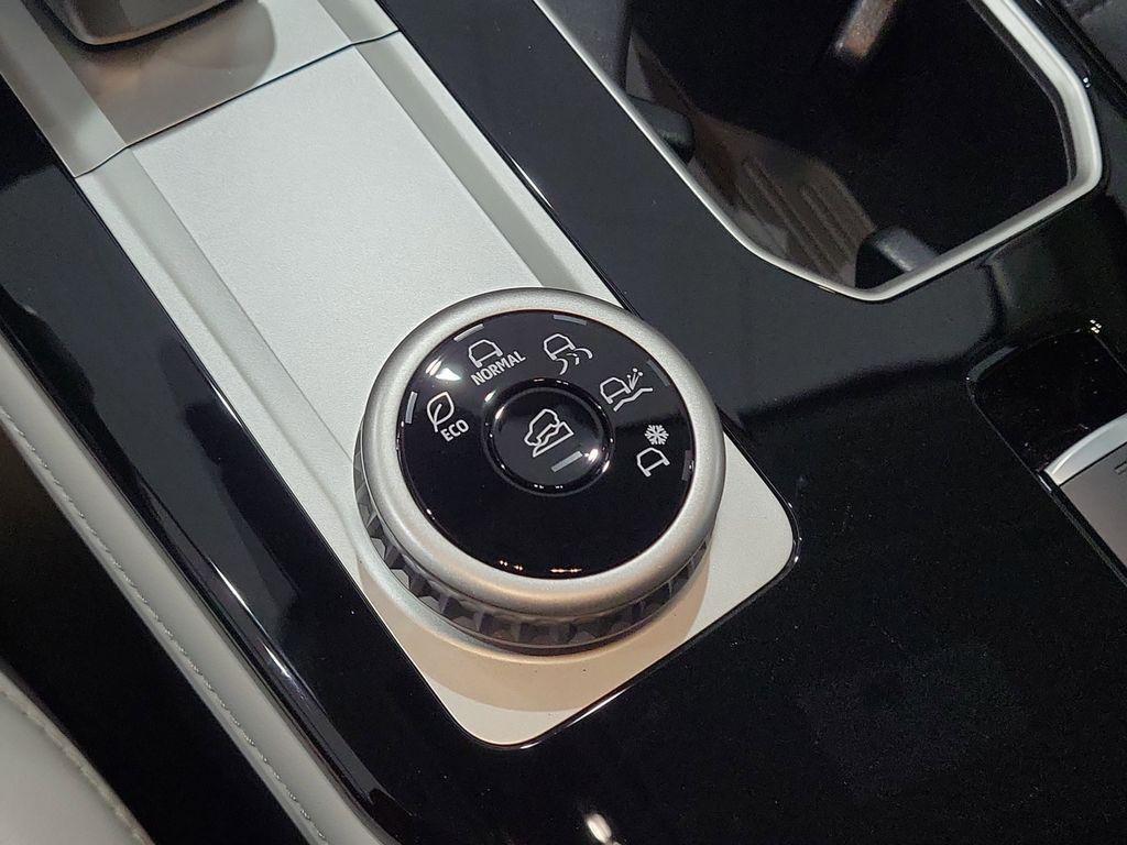 new 2026 Mitsubishi Outlander car, priced at $31,835