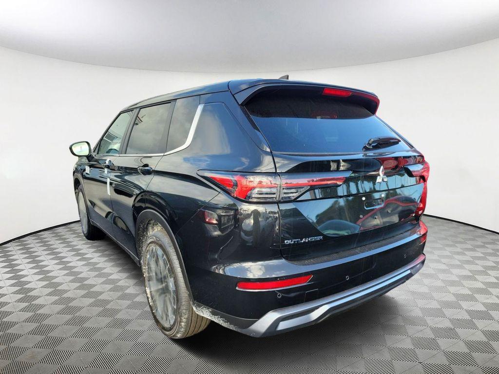 new 2026 Mitsubishi Outlander car, priced at $30,473