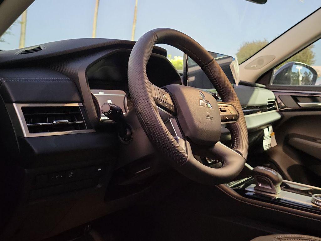 new 2026 Mitsubishi Outlander car, priced at $30,238