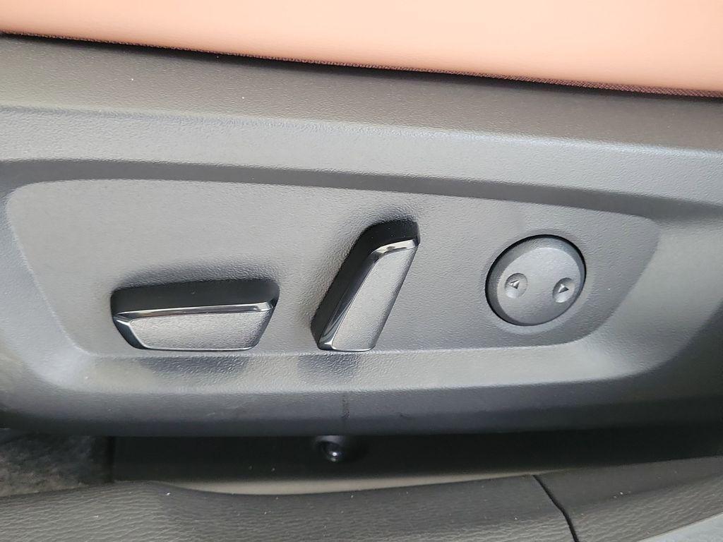 new 2026 Mitsubishi Outlander car, priced at $42,600