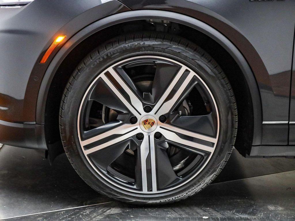 used 2025 Porsche Macan car, priced at $88,991