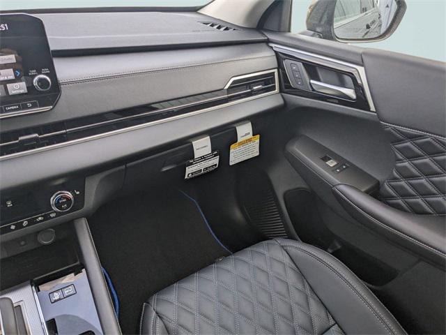 new 2025 Mitsubishi Outlander PHEV car, priced at $40,426