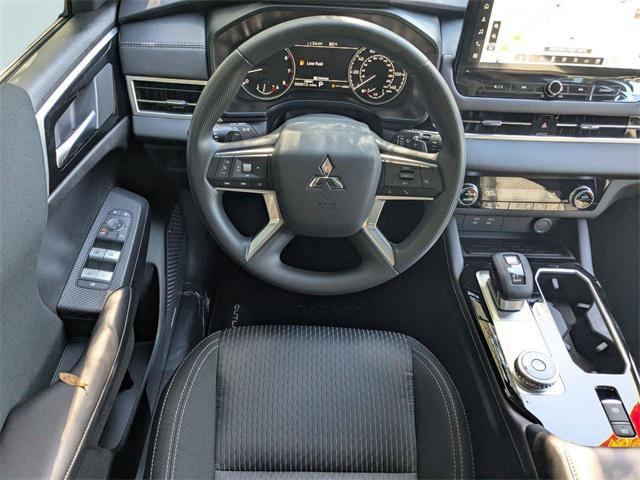 new 2025 Mitsubishi Outlander car, priced at $26,483