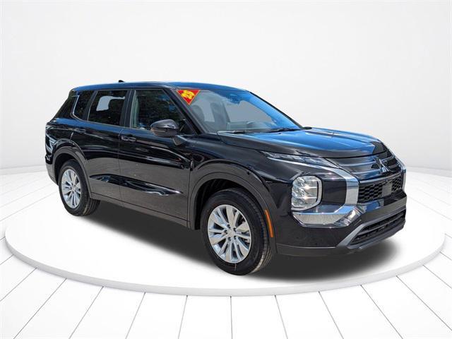 new 2025 Mitsubishi Outlander car, priced at $26,528