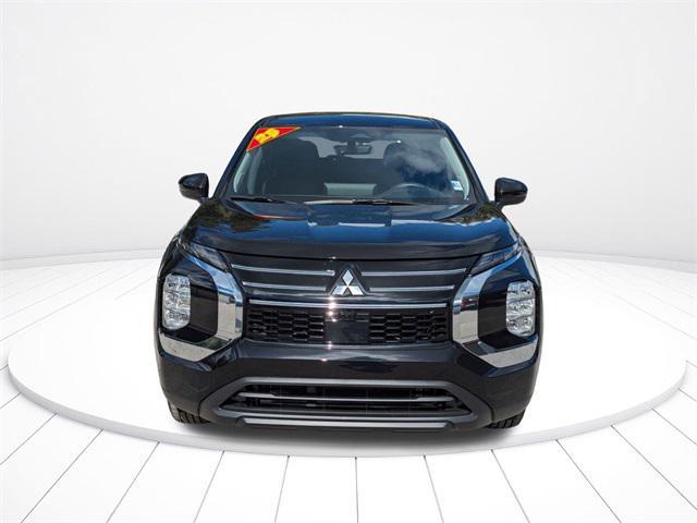 new 2025 Mitsubishi Outlander car, priced at $26,528