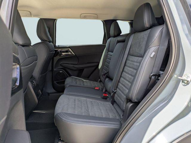 new 2026 Mitsubishi Outlander car, priced at $31,220