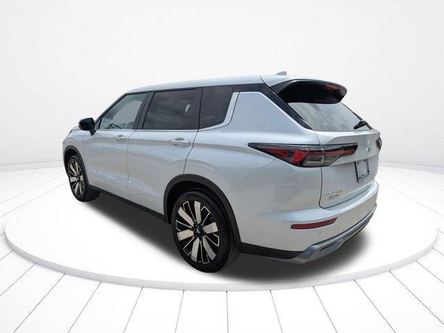 new 2026 Mitsubishi Outlander car, priced at $31,378