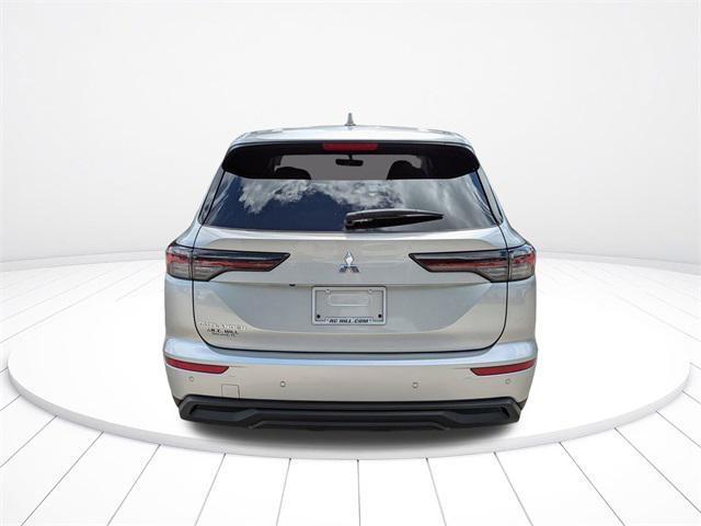 new 2025 Mitsubishi Outlander car, priced at $26,576