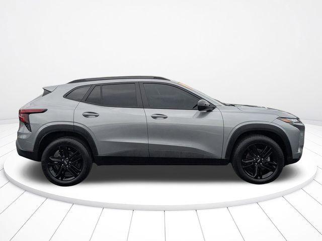 used 2025 Chevrolet Trax car, priced at $22,700