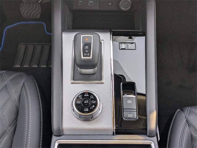 new 2025 Mitsubishi Outlander PHEV car, priced at $40,229