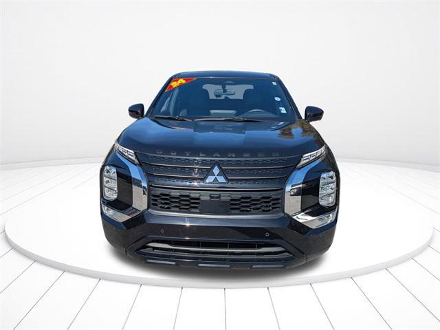 used 2024 Mitsubishi Outlander car, priced at $25,600