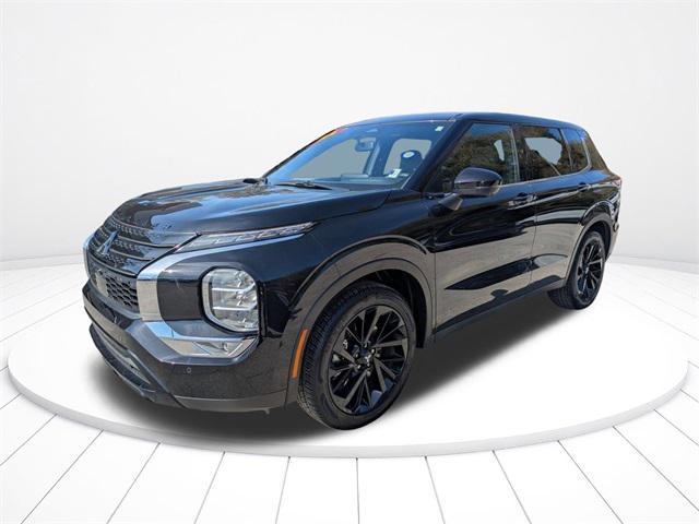 used 2024 Mitsubishi Outlander car, priced at $25,600