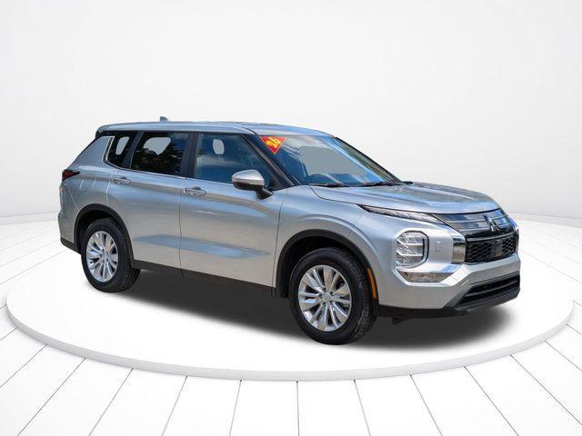new 2026 Mitsubishi Outlander car, priced at $29,165