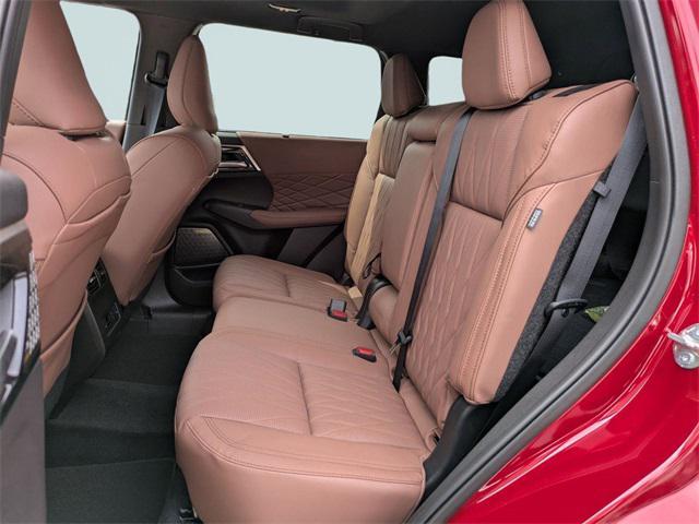 new 2026 Mitsubishi Outlander car, priced at $38,165