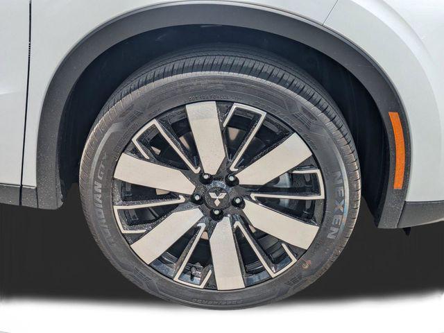 new 2026 Mitsubishi Outlander car, priced at $31,378