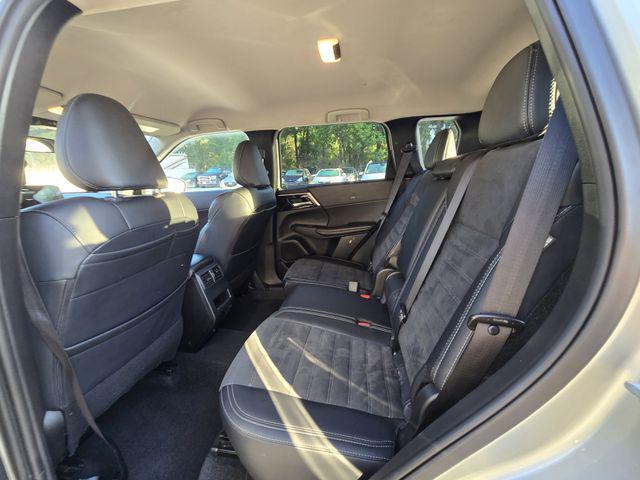 used 2024 Mitsubishi Outlander car, priced at $22,198