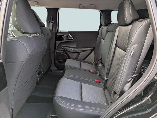 new 2025 Mitsubishi Outlander car, priced at $27,058