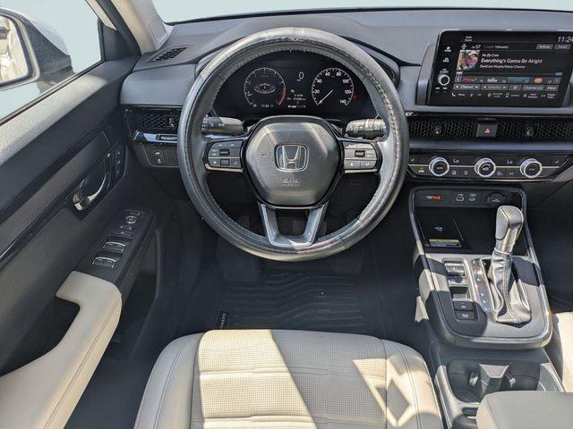 used 2025 Honda CR-V car, priced at $29,900