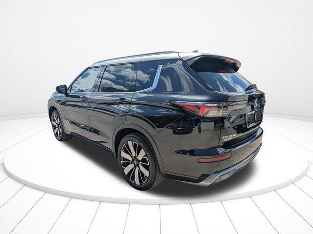 new 2025 Mitsubishi Outlander car