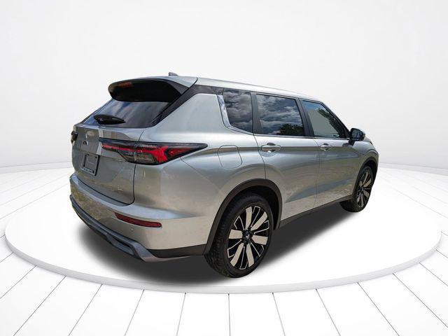 new 2026 Mitsubishi Outlander car, priced at $30,909