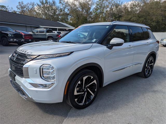 used 2022 Mitsubishi Outlander car, priced at $20,000