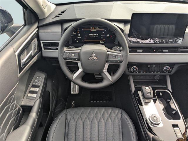 new 2025 Mitsubishi Outlander car, priced at $31,920