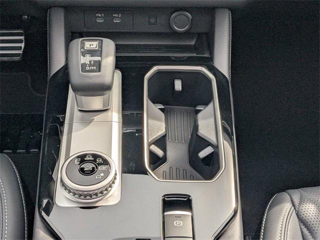 new 2025 Mitsubishi Outlander car, priced at $31,920