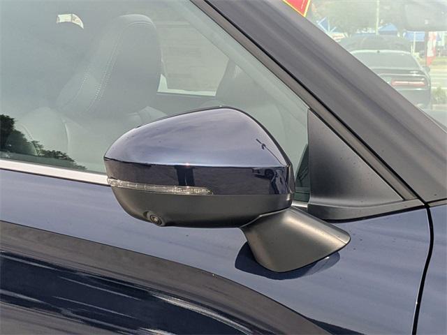 new 2025 Mitsubishi Outlander car, priced at $31,920