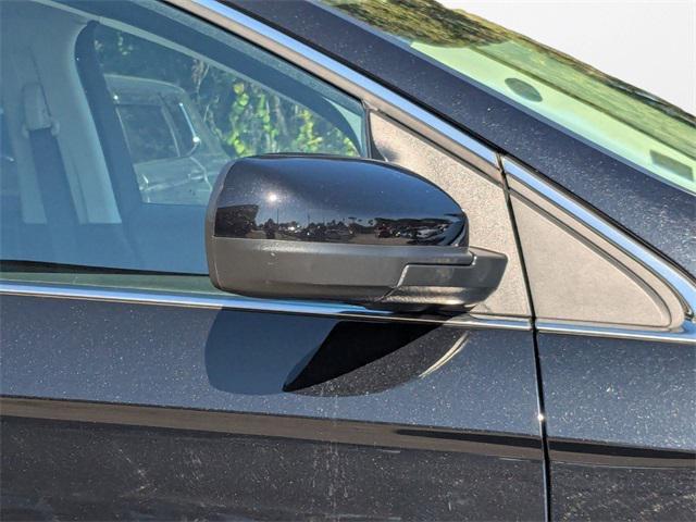 used 2023 Ford Edge car, priced at $18,900