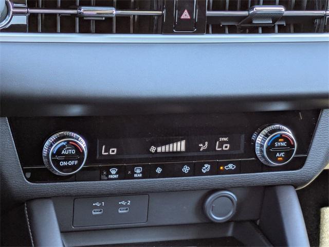 new 2025 Mitsubishi Outlander car, priced at $26,528