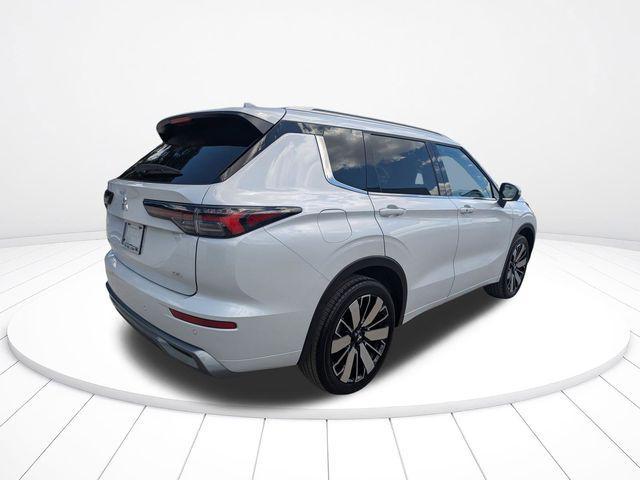 new 2026 Mitsubishi Outlander car, priced at $35,578
