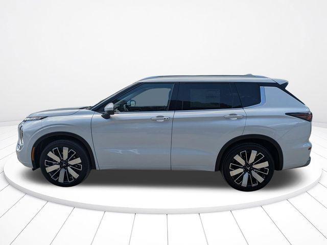 new 2026 Mitsubishi Outlander car, priced at $35,578