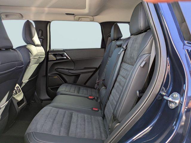 new 2026 Mitsubishi Outlander car, priced at $31,181