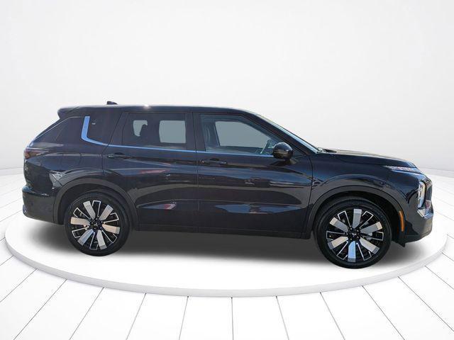 new 2026 Mitsubishi Outlander car, priced at $31,181