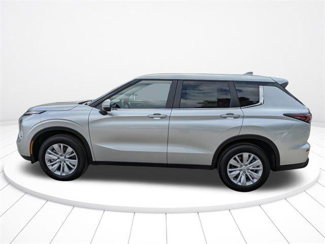 new 2025 Mitsubishi Outlander car, priced at $26,483