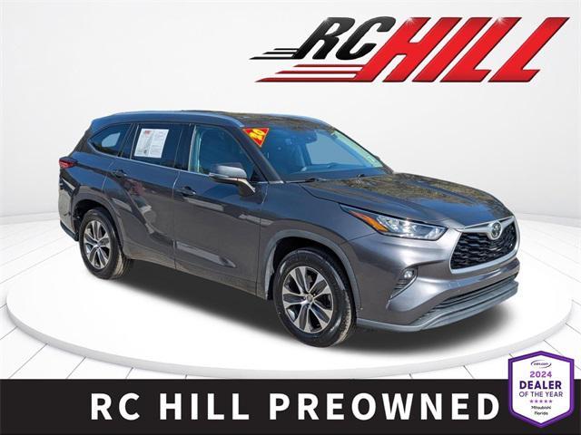 used 2020 Toyota Highlander car, priced at $22,600